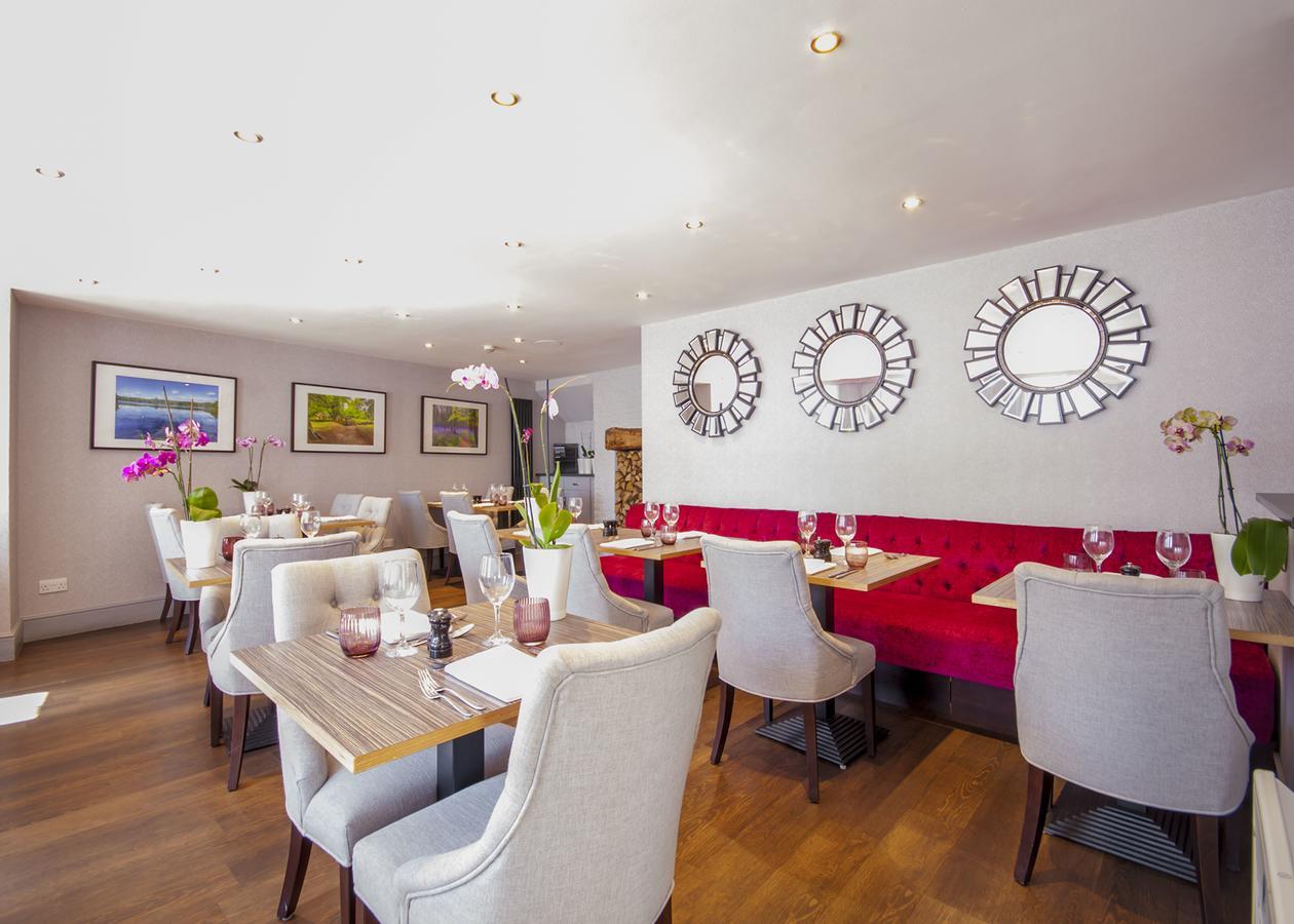 The Highworth Hotel Swindon Exterior photo